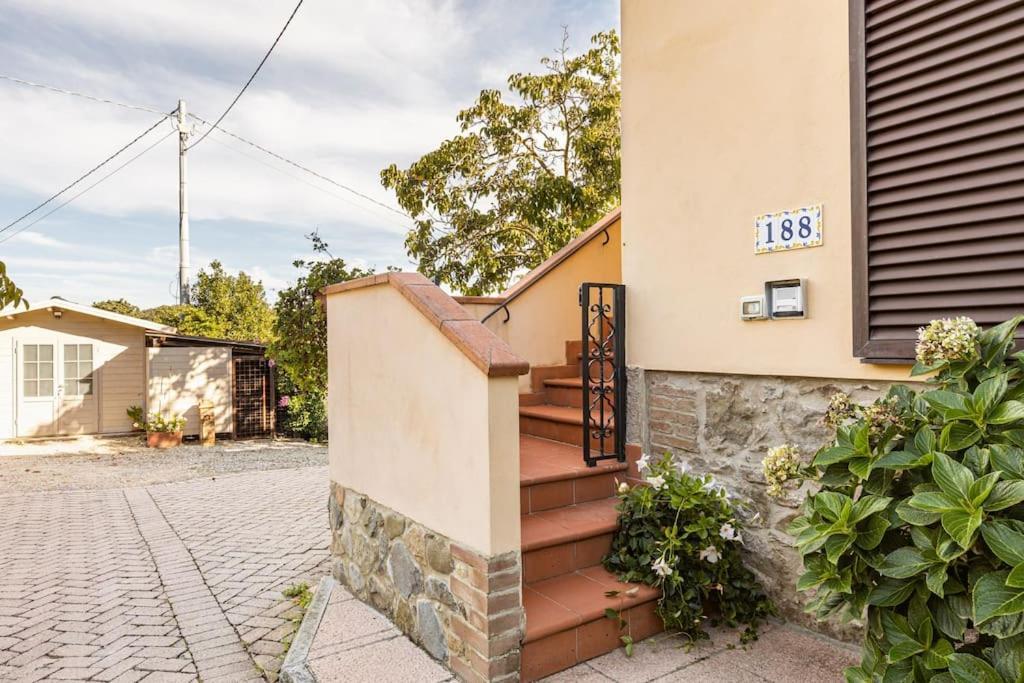 Casa Della Nonna Chianni Exterior foto